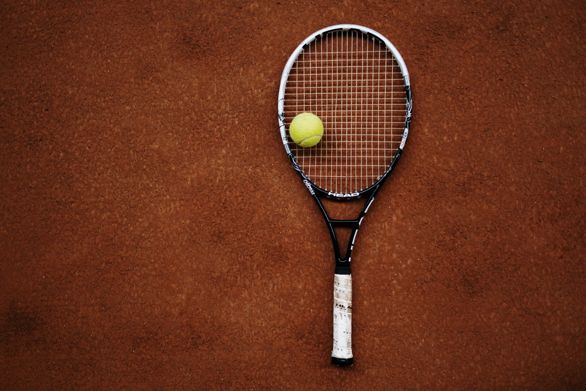 TS WINNER tennis clay court